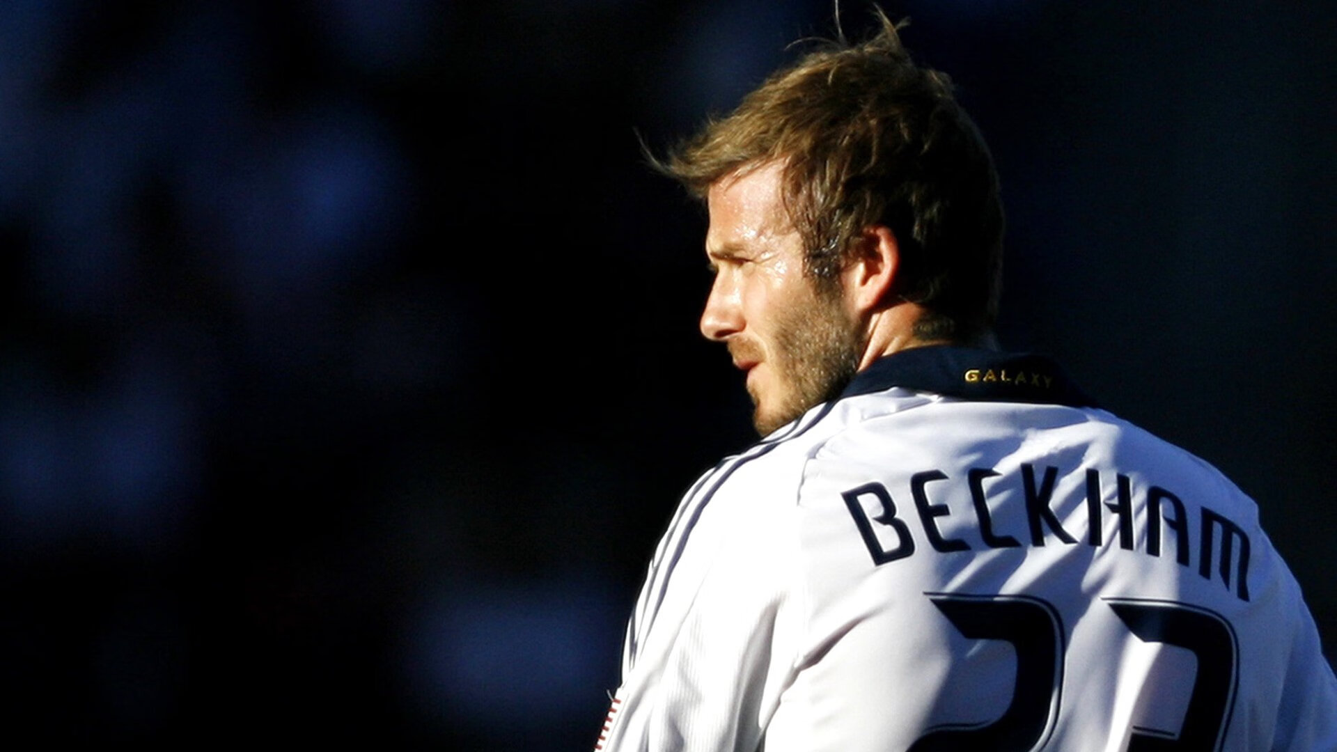 快船球迷组织创建官方播客频道,讨论球队走向,快船主场球迷